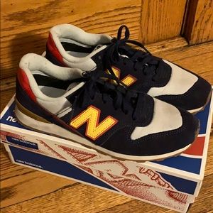 New Balance Classic Running Shoe 8M.
